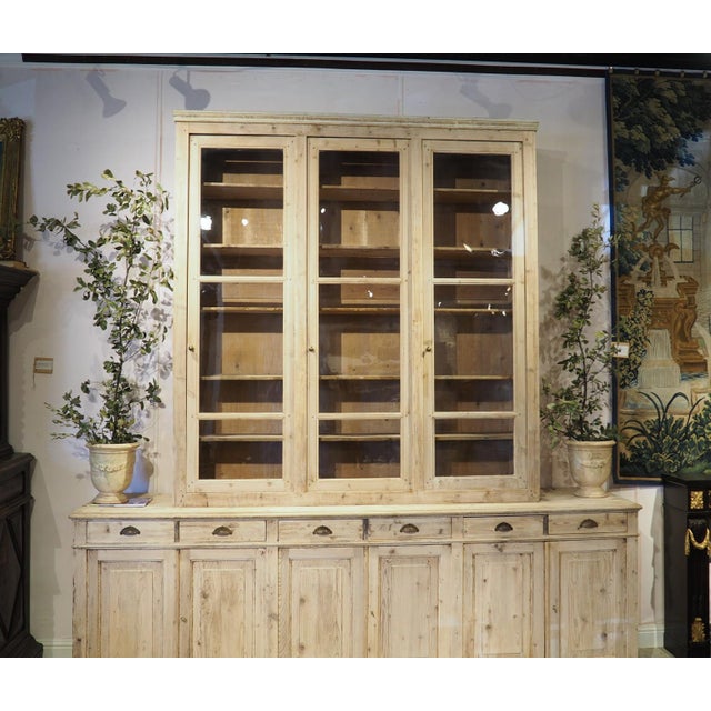 A Grand French Antique Scaped Pine Bibliotheque Vitrine Deux Corps, Circa 1900 For Sale - Image 16 of 18