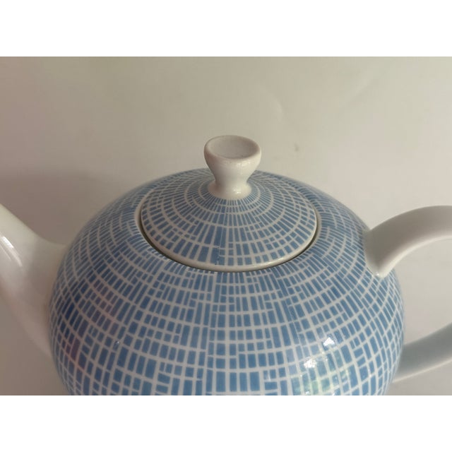 1960s Form 2000 Bastdekor Blau Tea Pot by Heinrich Löffelhardt for Arzberg, 1970s For Sale - Image 5 of 6