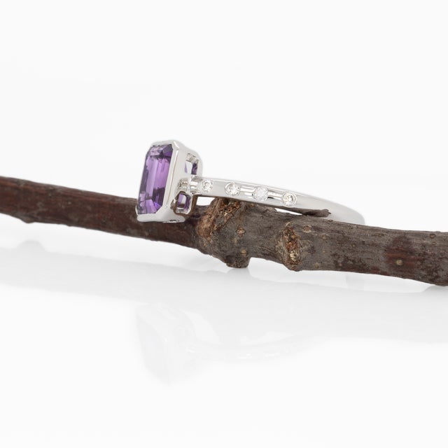 Stella Solid 14k Gold Amethyst Ring With Natural Diamonds Accents, Emerald Cut, Size 6.75 For Sale In Columbus - Image 6 of 8
