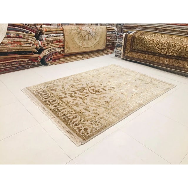 Vintage Hand-Crafted Silk and Wool Carpet, 1980s, in Flawless conditions. Designed 1980 to 1989