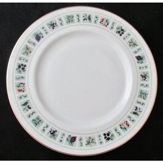 This refined set of seven dinner plates features the timeless Royal Doulton “Tapestry” pattern, known for its intricate...