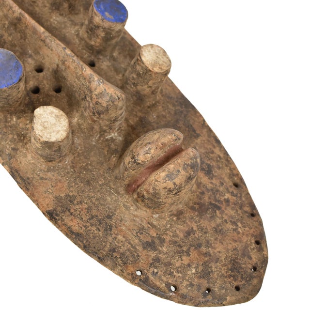Early 20th Century Grebo Mask with Twelve Tubular Eyes For Sale In Denver - Image 6 of 7