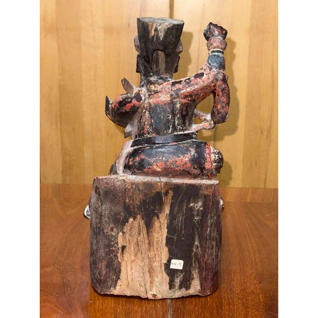Chinese Polychrome Wooden Wooden Sculpture of the Qing Dynasty, 18th Century. For Sale - Image 4 of 17
