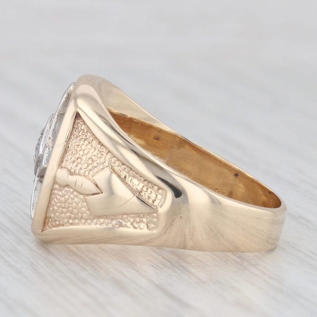 Art Deco 0.10ctw Diamond Masonic Signet Ring 10k Gold Size 10.25 Square Compass Tools For Sale - Image 3 of 7