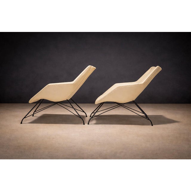 1950s Pair of "Concha" Armchairs in Iron and Leather, Carlo Hauner, 1950s For Sale - Image 5 of 12