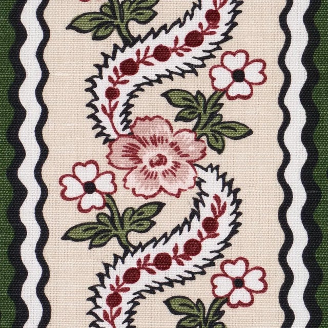 Contemporary SAMPLE - Schumacher X Rita Konig Serena Garland Fabric In Rose For Sale - Image 3 of 4