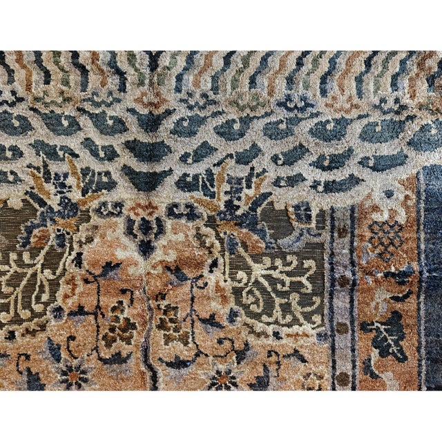 1980s Gray Cloud Band Classical Motif Medallion Vintage Chinese Silk Small Rug For Sale - Image 9 of 9