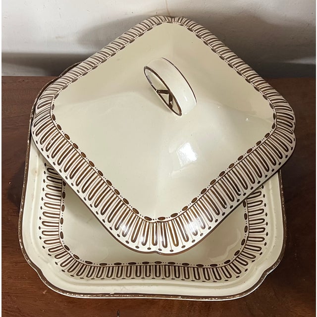 Ceramic Antique Late 18th Century English George III Wedgwood Creamware Entree or Vegetable Dish in the Etruscan Pattern Circa 1790 - 1800 For Sale - Image 7 of 12