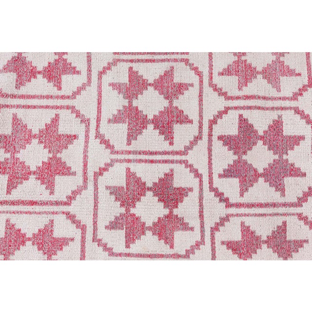 Beige Indian Cotton Agra Rug For Sale - Image 8 of 8