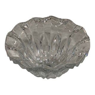 Vintage French J. G. Durand Crystal Centerpiece Bowl. A Great Serving Bowl or Accent Piece for Palm Beach Regency & Grandmillennial Decor For Sale