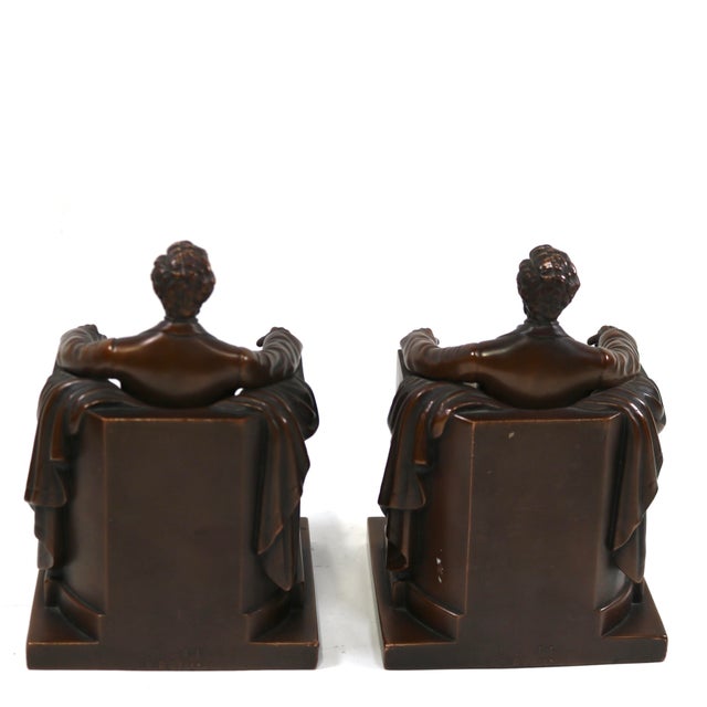 Traditional Sitting Lincoln Memorial Bookends by Jennings Brothers For Sale - Image 3 of 13