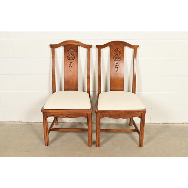 Mid-Century Modern Thomasville Mid-Century Hollywood Regency Chinoiserie Carved Walnut Side Chairs or Dining Chairs, Pair For Sale - Image 3 of 14