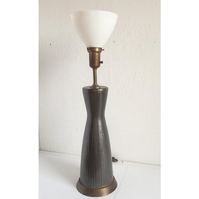 Mid Century Modern Hourglass Form Large Table Lamp For Sale - Image 9 of 12