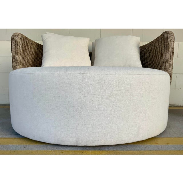 2020s Organic Modern Indoor Outdoor Greige Wicker Swivel Sunset Day Bed For Sale - Image 5 of 8