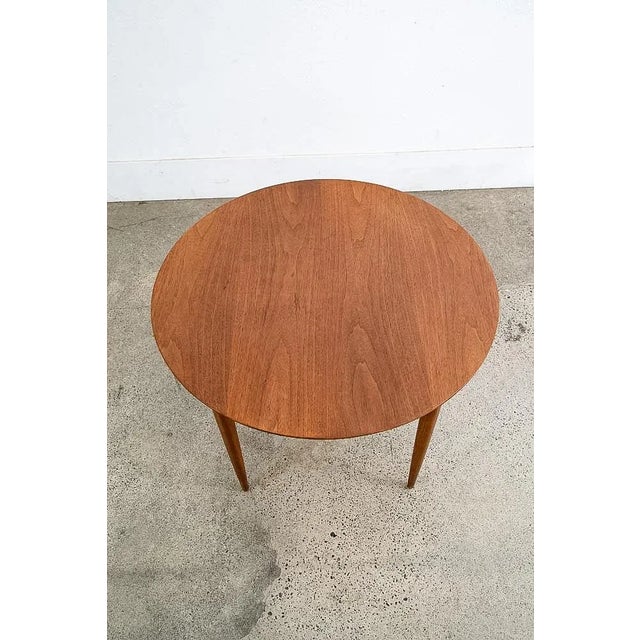 Mid-Century Modern 1960s Mid Century Modern End Table Side Round Heritage Henredon Walnut Vintage For Sale - Image 3 of 12