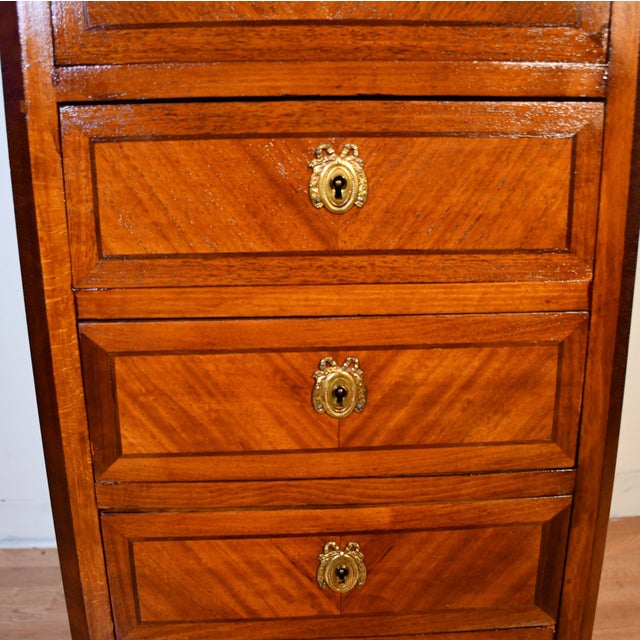 1920s Antique French Louis XV Walnut Satinwood Inlay & Marble Top Lingerie Stand For Sale - Image 6 of 18