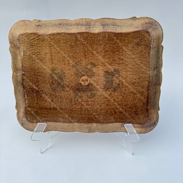Italian Florentine tray with blue accents. This is made from the composite material. It’s in great condition. The blue is...