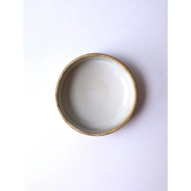 Chinoiserie Famille Rose Box With Birds Flora and Fauna For Sale - Image 11 of 12