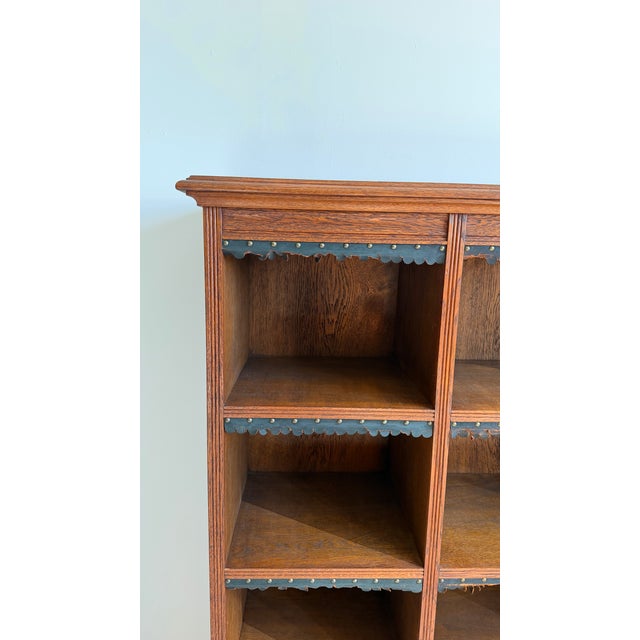 Antique English Victorian Oak Open Bookcase with Leather-Trimmed Shelves, 1800s For Sale - Image 9 of 10