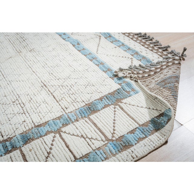 Contemporary 6x9 Cream Soft Wool Pile Hand-Knotted Contemporary Modern Berber Carpet Rug For Sale - Image 3 of 8