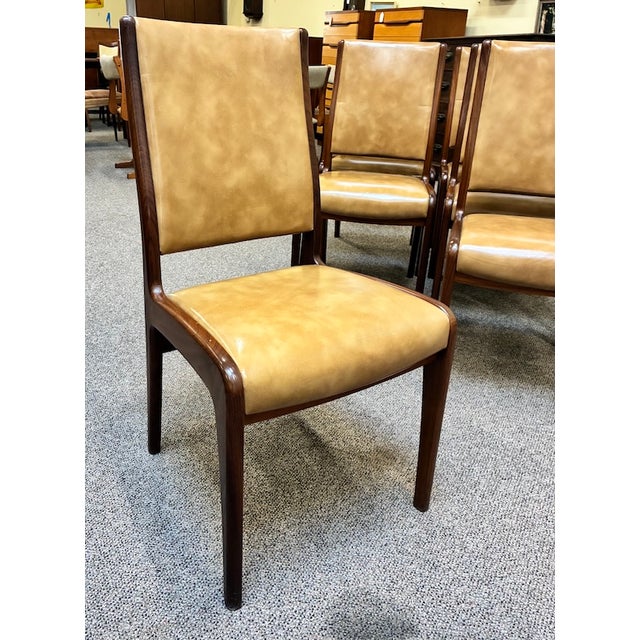 G-Plan Furniture Set of Six Mid Century Modern Teak & Faux Leather Dining Chairs by G-Plan, Uk c.1960 For Sale - Image 4 of 10