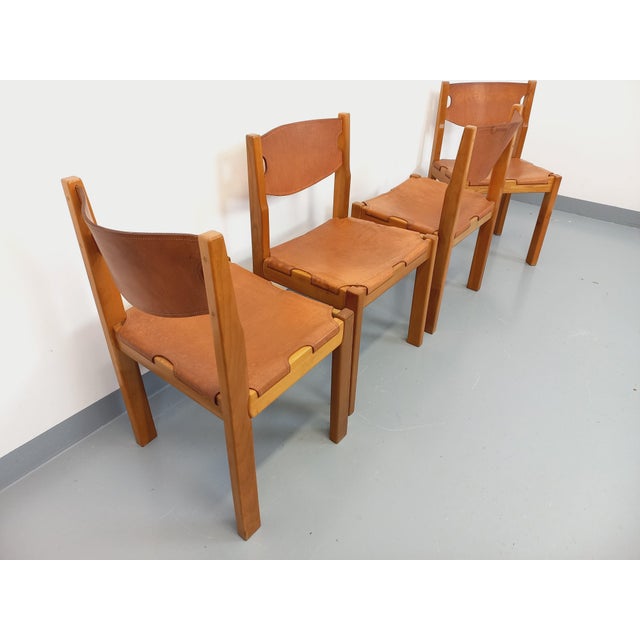 Tan Vintage Chairs in Elm and Leather from Maison Regain, 1970s-1980s, Set of 4 For Sale - Image 8 of 18