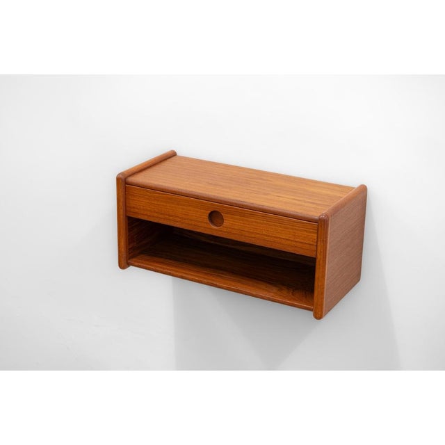 Floating Cabinet from Vildbjerg Møbelfabrik, 1960s For Sale - Image 6 of 6