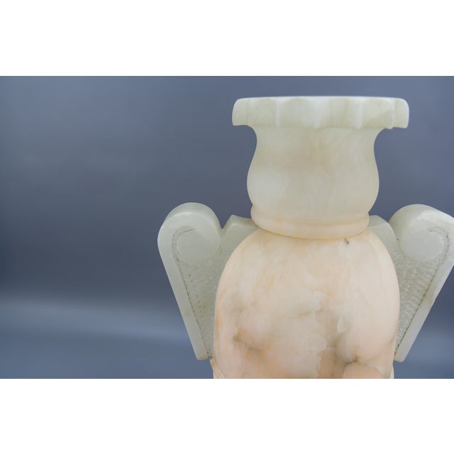 Neoclassical Style Alabaster Amphora-Shaped Table Lamp, 1930s For Sale - Image 12 of 18