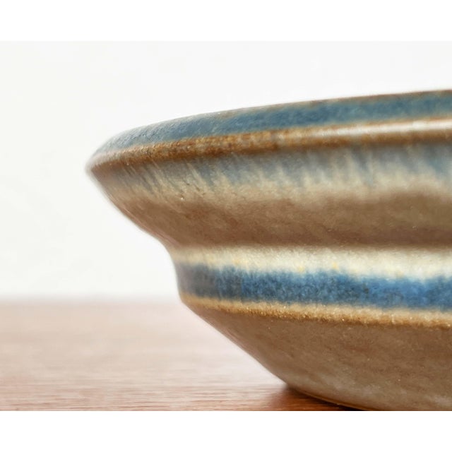 1960s Mid-Century Modern Danish Studio Pottery Bowl by Marianne Starck for Michael Andersen Keramik, Bornholm, 1960s For Sale - Image 5 of 18