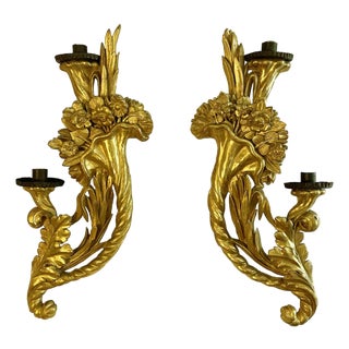 18th Century Gilded Wood and Cornucopia Floral Carving Wall Lights, Set of 2 For Sale