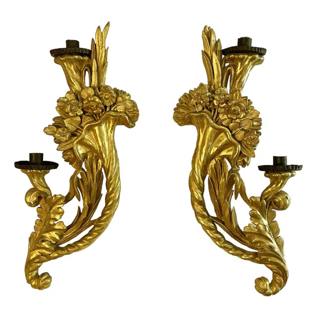 18th Century Gilded Wood and Cornucopia Floral Carving Wall Lights, Set of 2 For Sale
