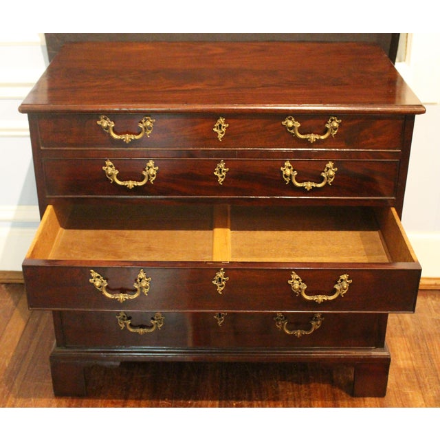 Brown Circa 1760 English George III Period 5-Drawer Chest of Drawers For Sale - Image 8 of 13