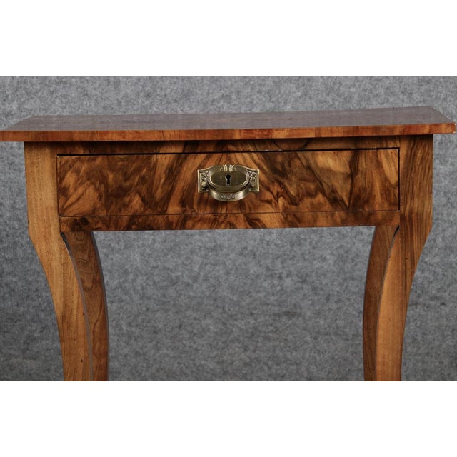 Small Antique Walnut Side or Sewing Table, 1840s For Sale - Image 17 of 18