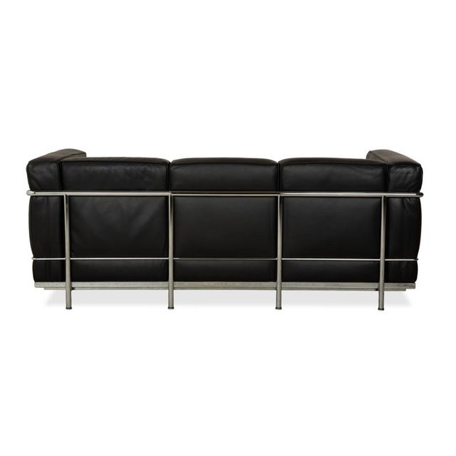 LC 2 3-Seater and 2-Seater Sofas in Black Leather by Le Corbusier for Cassina, Set of 2 For Sale - Image 14 of 18