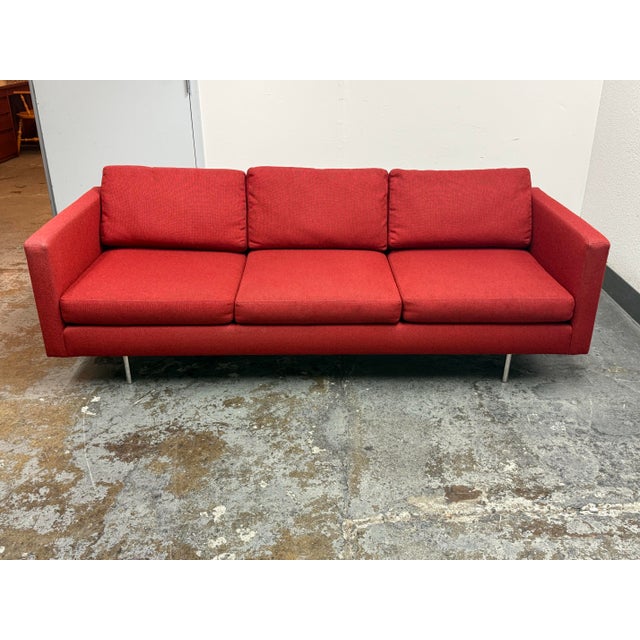 Mid-Century Modern Milo Baughman for Crate & Barrel Model 855 Design Classic Sofa For Sale - Image 3 of 12