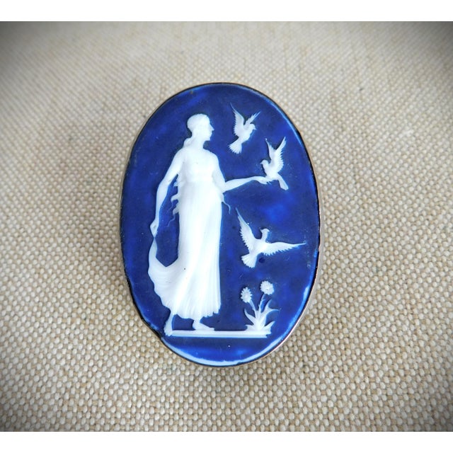 Midnight Blue Italian Cameo and Sterling Brooch, Woman With Birds in Garden For Sale - Image 4 of 8