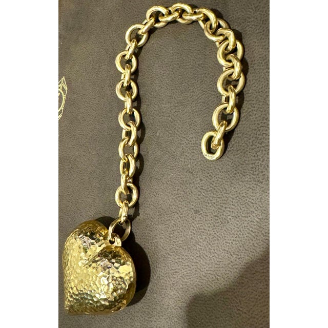 Early 21st Century Vintage 14 Karat Yellow Gold 24.3 Gm Link Bracelet for Charms with Heart Charm For Sale - Image 5 of 18