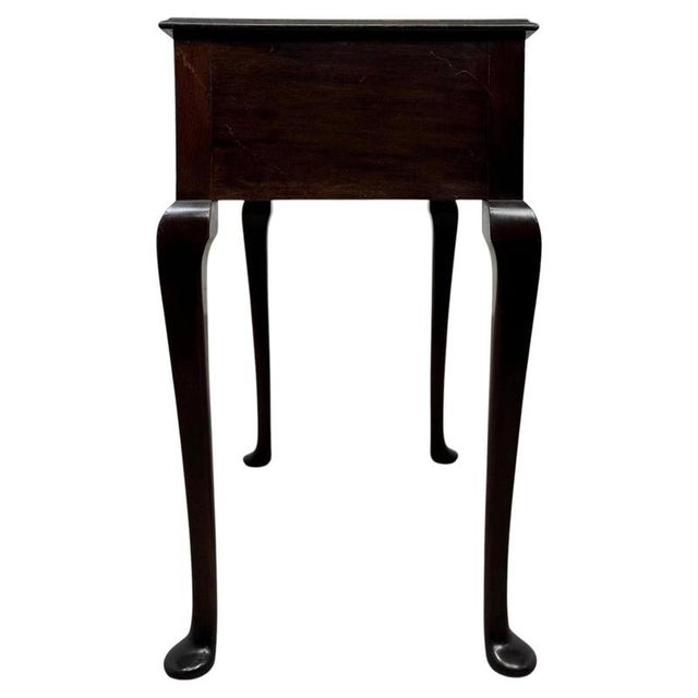Early 20th Century English Mahogany Side Table with Cabriole Legs For Sale - Image 11 of 12