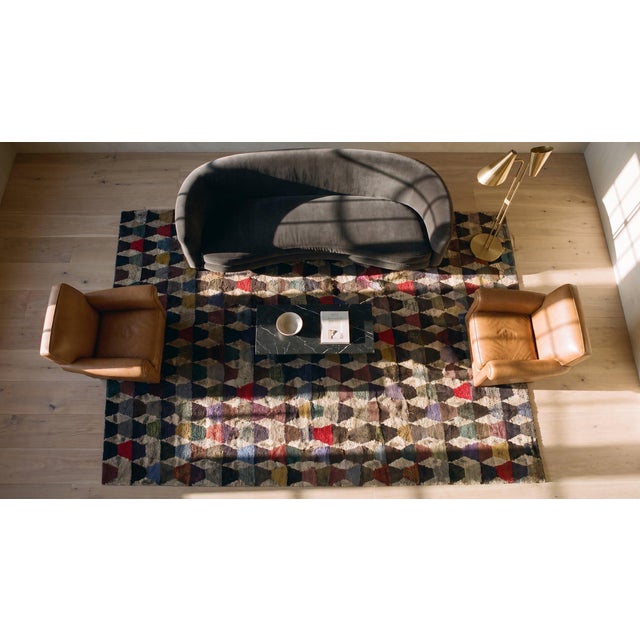 1930s Multicolor Hexagonal Geometric Antique American Hooked Rug 4'2'' X 5'4'' Handwoven Wool Carpet For Sale - Image 12 of 12