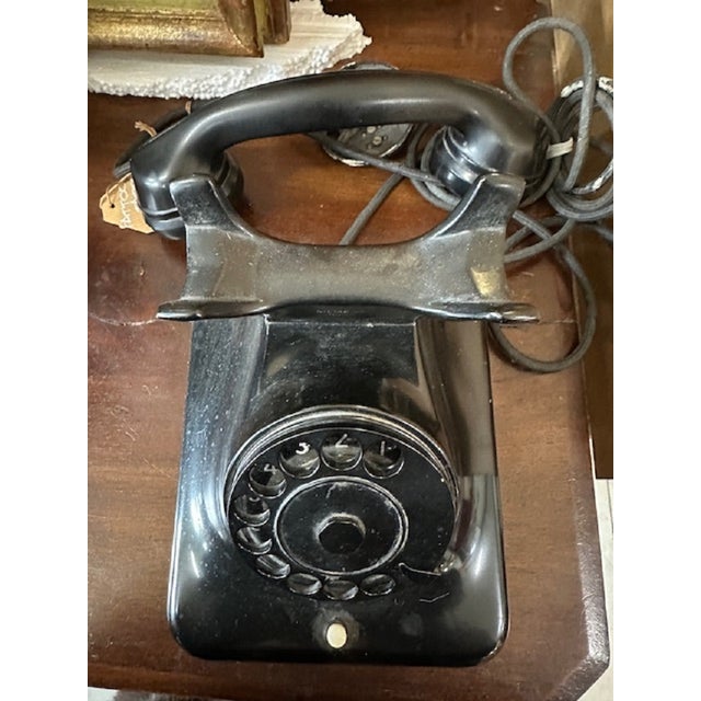 Siemens milano table telephone in black bakelite from the 1950s. black bakelite desk rotary telephone from the 1950s the...