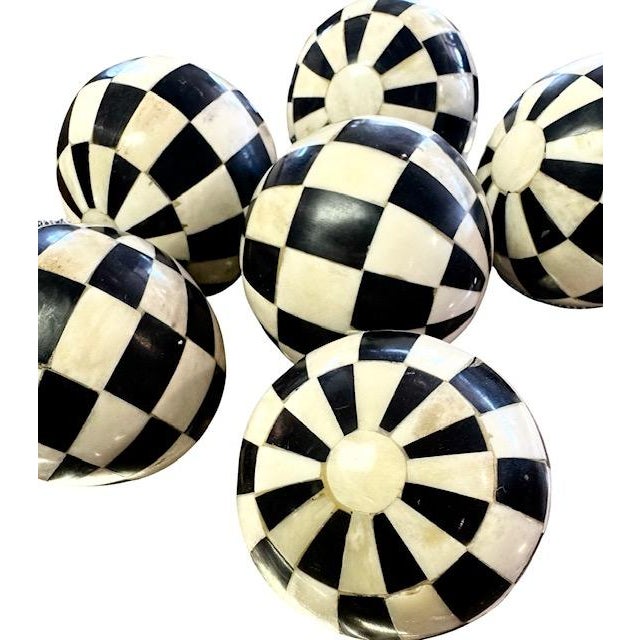 19th Century Victorian Horn and Bone Tessellated Carpet Balls - Set of 6 For Sale - Image 10 of 11
