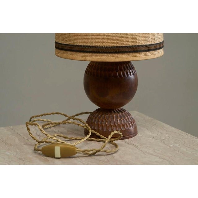 Table Lamp in Carved Wood with Shade in Woven Jute, 1960s For Sale - Image 11 of 15