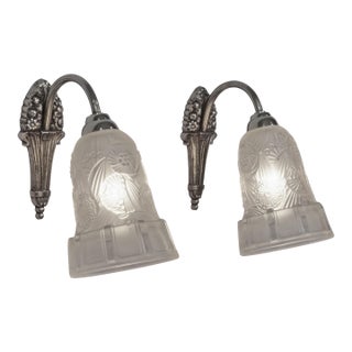 French Art Deco Wall Sconces by Hettier & Vincent 1920s France - A Pair For Sale