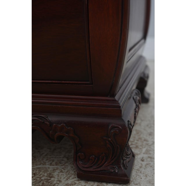 Henkel Harris Marble Top Kettle Base Mahogany Chest For Sale - Image 12 of 18