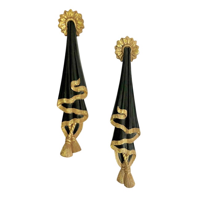 Pair Vintage Resin Dorothy Draper Style Trompe L’oeil Tassel and Drapery Wall Brackets For Sale