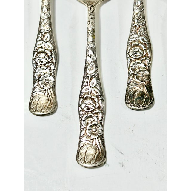 Antique Silver Spoons Holmes Edward's Hiawatha Floral Pattern - Set of 6 For Sale - Image 4 of 6