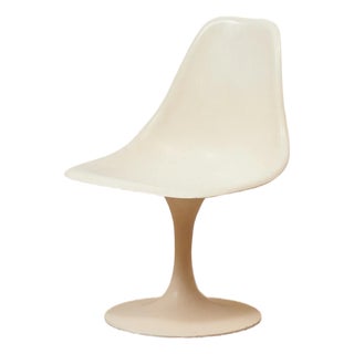 Mid 20th Century Single Tulip Chair For Sale