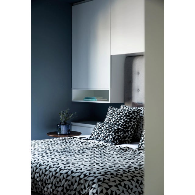 Large Curvature Collection Brasilia Reversible Throw by Casa Botelho For Sale - Image 6 of 11