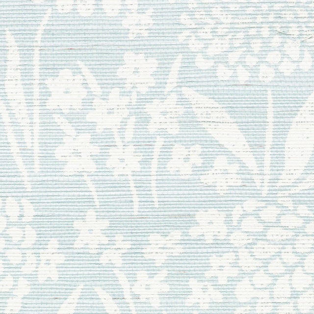 Sample - Schumacher Chrysanthemum Sisal Wallpaper in Sky For Sale