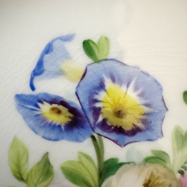 Early 20th Century Anqitue Green Footed Cake Plate WIth Floral Spray Center For Sale - Image 5 of 5